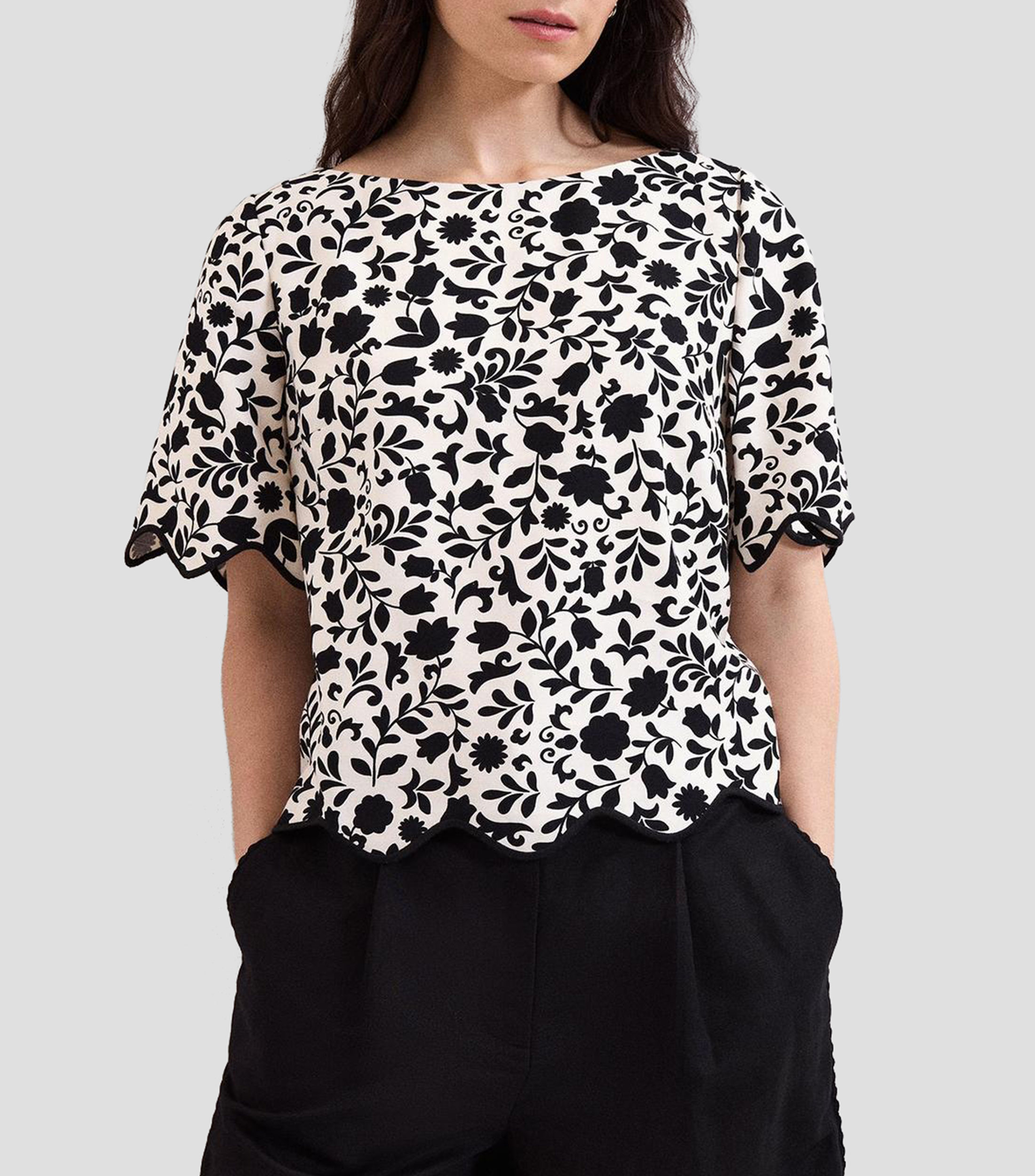 Blusa estampada con manga corta Mujer